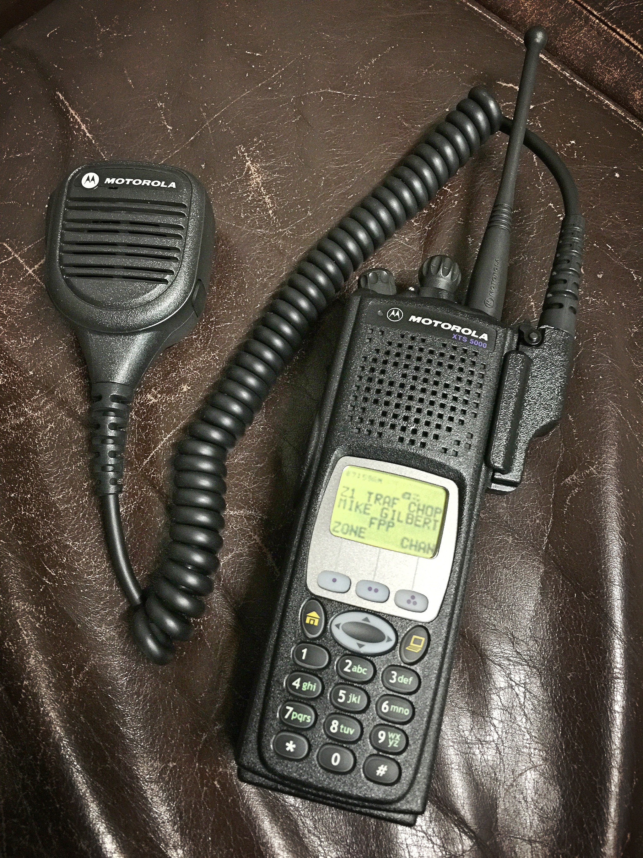 アウトレット特販 MOTOROLA XTS5000とマイク4051B① その他