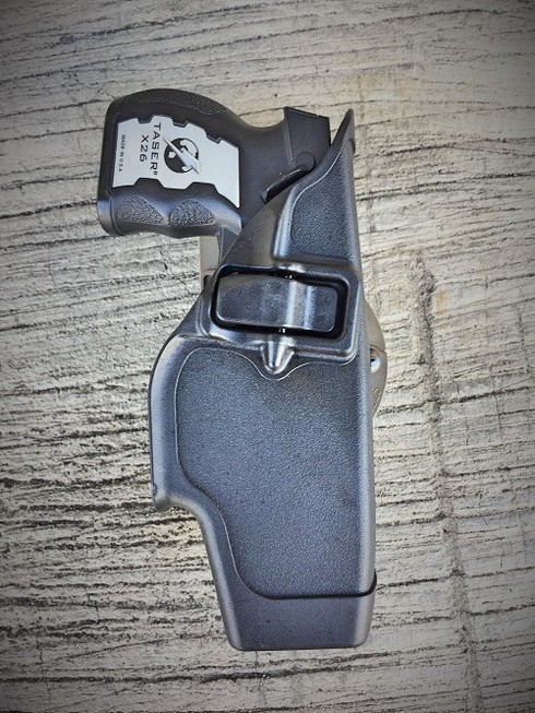 iの時間:旧型 X26 Taser Holster