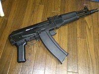 AK105の内外チェック