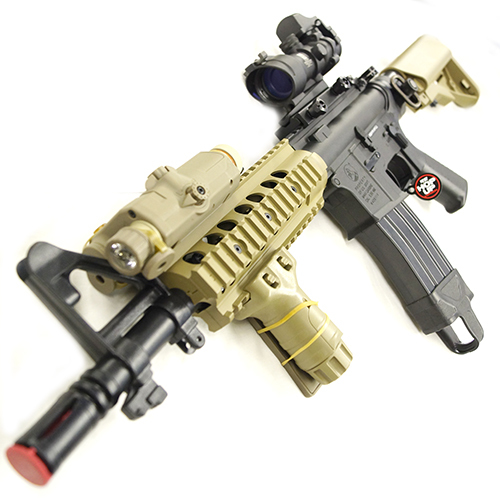 今年人気のブランド品や マルイ 電動ガンライトプロ M4CQB 東京