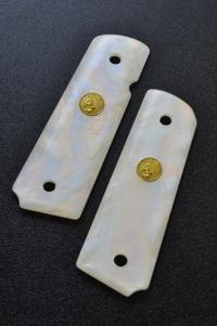 M1911用グリップ＆38SPL　フルメタルダミーカート