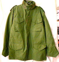 オリーブドラブジャケット