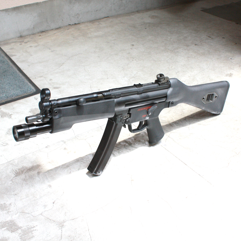 VFC MP5 ライト付きハンドガード 東京マルイ次世代MP5対応 - トイガン