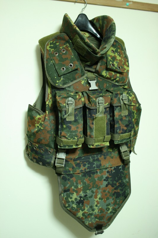 正規品 ドイツ連邦軍 STアーマー - 個人装備