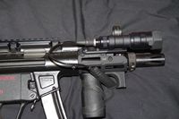 MI MP5/MP5Kハンドガードの4