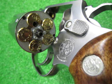 S&W M60 チーフスペシャル