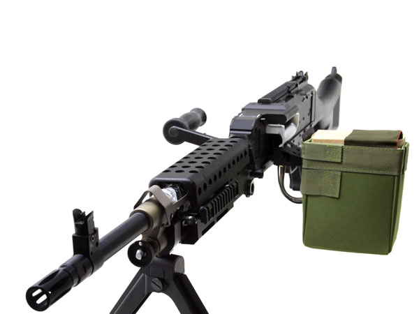 米軍実物希少品 US.military M240ブラボーマシンガン，メタルカバー 