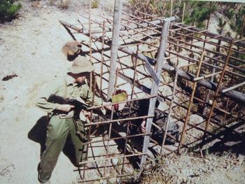 AN/PRT-4無線機ソンタイ収容所ナム戦北ベトナム