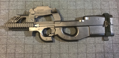 一番人気物 いろいろカスタム備忘録:P90フロント レールハンドガード トイガン