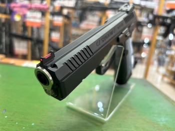 Carbon8 CZ SHADOW2 CO2ガスブローバックハンドガンのレビュー