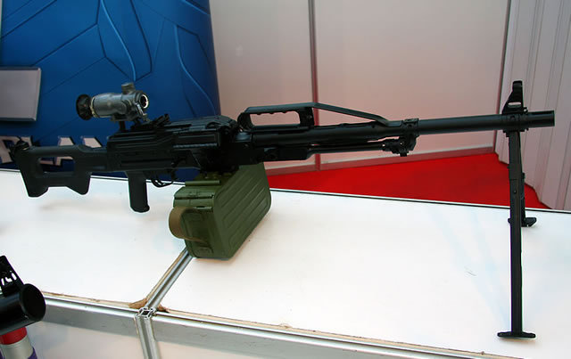 シリア北部でブルパップ化したPKM機関銃を持つ武装勢力が目撃される