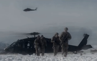 一連の絶え間ないチームワークで目標脅威の排除、米空軍「Airpower in Rewind」映像