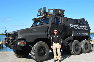 Florida 警察に SWAT 用の MRAP が配備