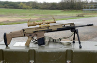 フランス陸軍が新制式セミオート狙撃銃としてFN社のSCAR-H PRを採用
