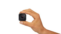 GoPro、小型・軽量化したシンプルな最新モデル「HERO4 Session」を発表