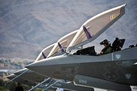 空自の F-35A、2017 年度から三沢基地に 20 機程度を配備へ
