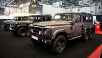 ランドローバー・ディフェンダー・フライング・ハンツマン 110EB 6x6 コンセプト
