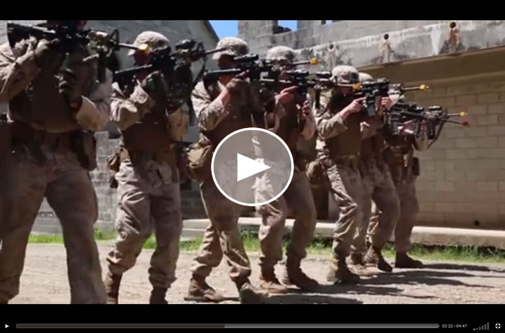 第 3 海兵連隊・第 1 大隊によるキャンプ・ハンセンの CTA での訓練の動画