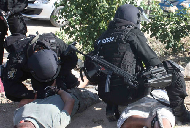 欧州のテロ事件を背景に、スペイン警察の特殊部隊 GEO が「HK417」× 50 挺を新たに調達