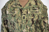 アメリカ海軍が部隊パッチの着用を迷彩作業服において許可