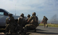 イラクでダーイッシュ (IS) の猛攻を受け、米海軍特殊部隊 SEAL 隊員 1 名が死亡