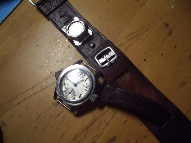 戦前 実物 日本軍 腕時計用ベルト 方位磁石付き