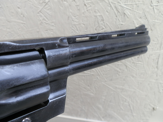 COLT パイソン357マグナム　ラバーグリップ8インチ　ダメージ過ぎる仕上げ