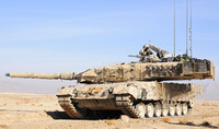 サウジに続いてカタールが Leopard 2 戦車の購入に関心