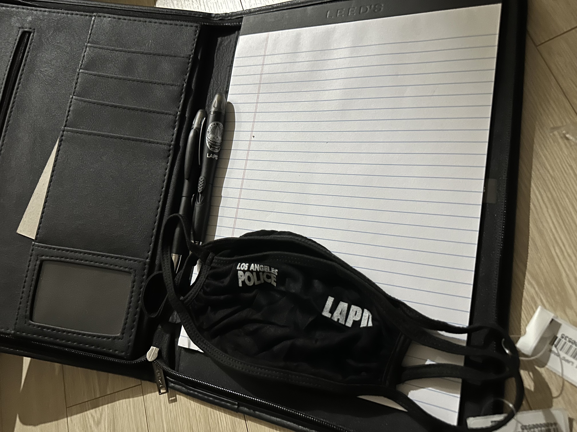 LAPD Detective Padfolio