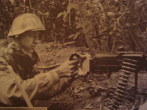 ボスニア軍装基本のキ！（九）ARBiHの個人携行火器