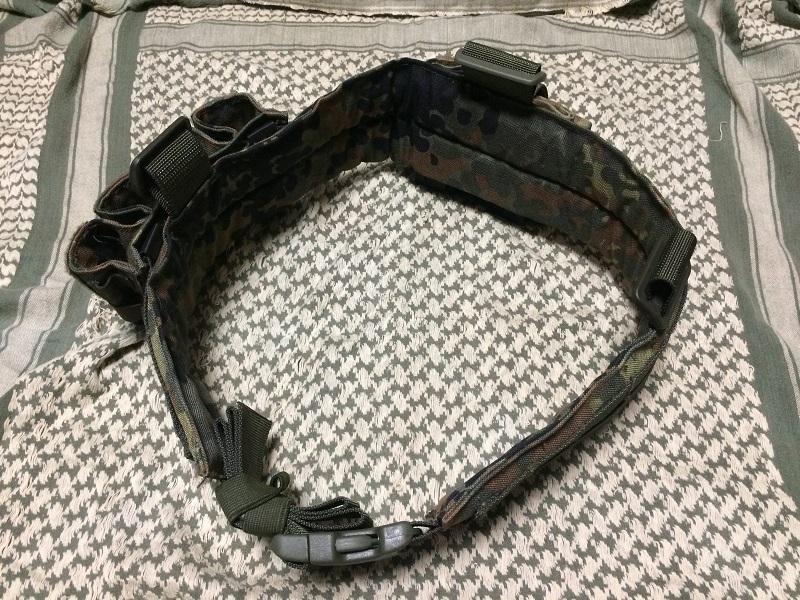 キット解剖（キャリア、ベルト類）