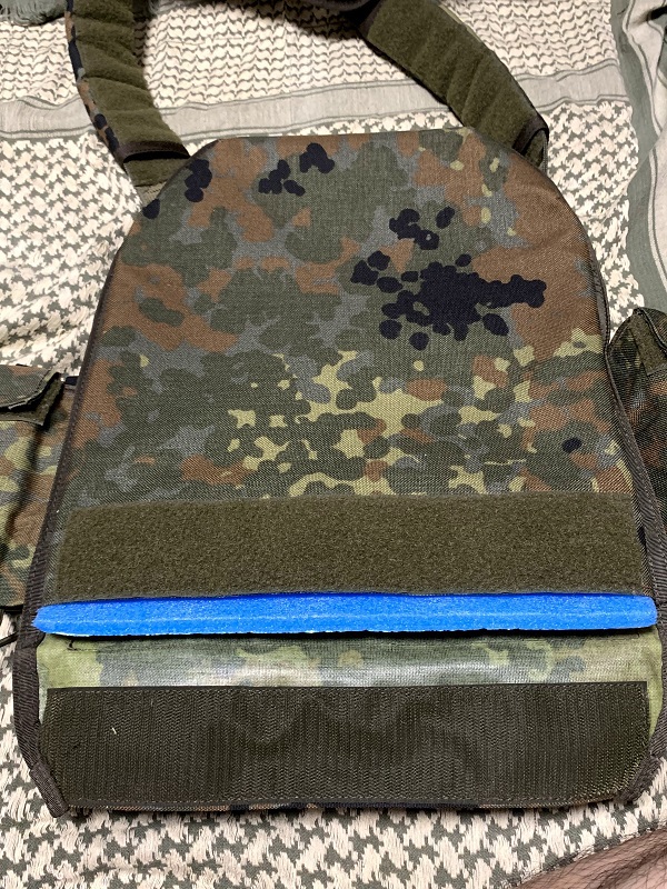 キット解剖（キャリア、ベルト類）