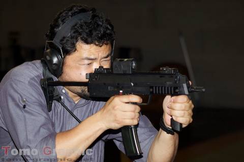 MP7 vs HK416D