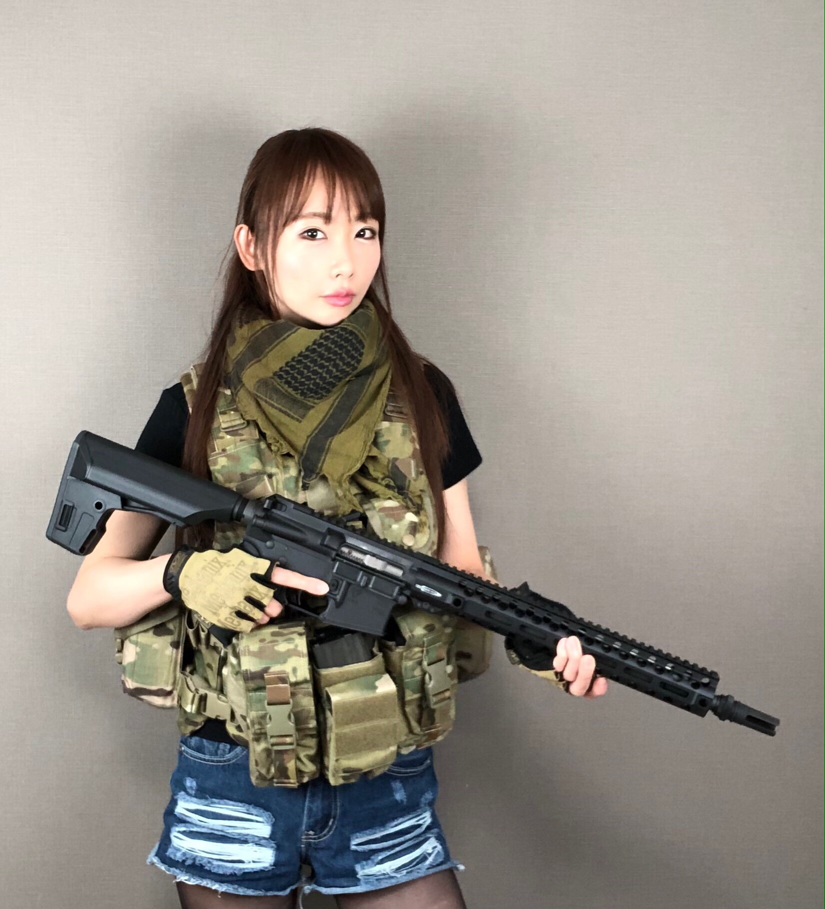 Kumi Sakachi Tacticuteなサバゲーファッション