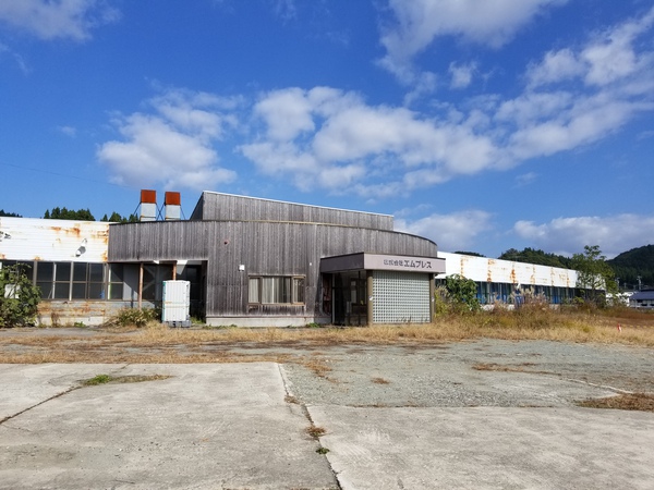 さらば・・・駅前フィールドよ