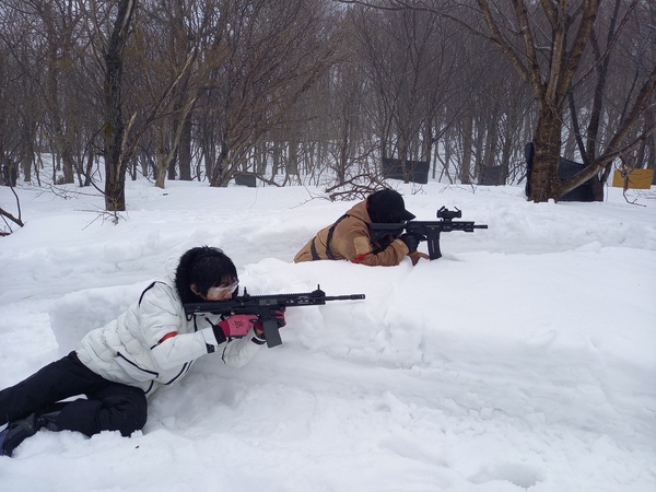 Snow　Dog　Fight