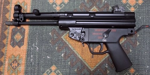 VFC 電動MP5 ダイキャストとスチールプレス比較