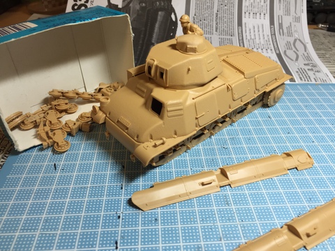 【プラモ】1/35 ソミュアS35騎兵戦車 第17竜騎兵連隊 タミヤ