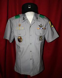 【軍装品】韓国陸軍将校夏季勤務服