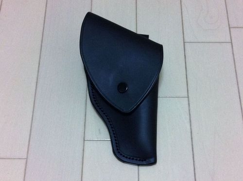 黒革の包み