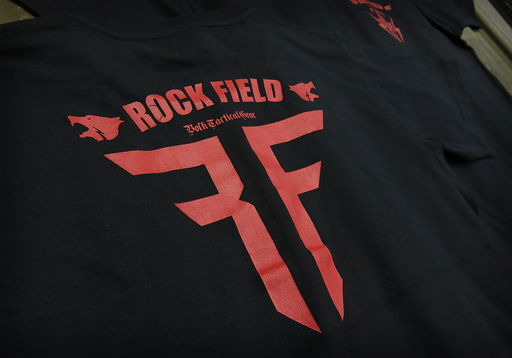ROCK FIELD × VOLK TACTICAL GEAR コラボ限定Tシャツ